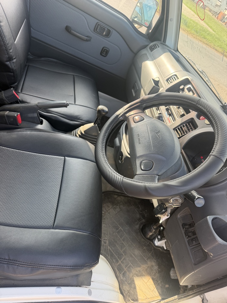 2014 Daihatsu Hijet Jumbo X White For Sale - Image 4